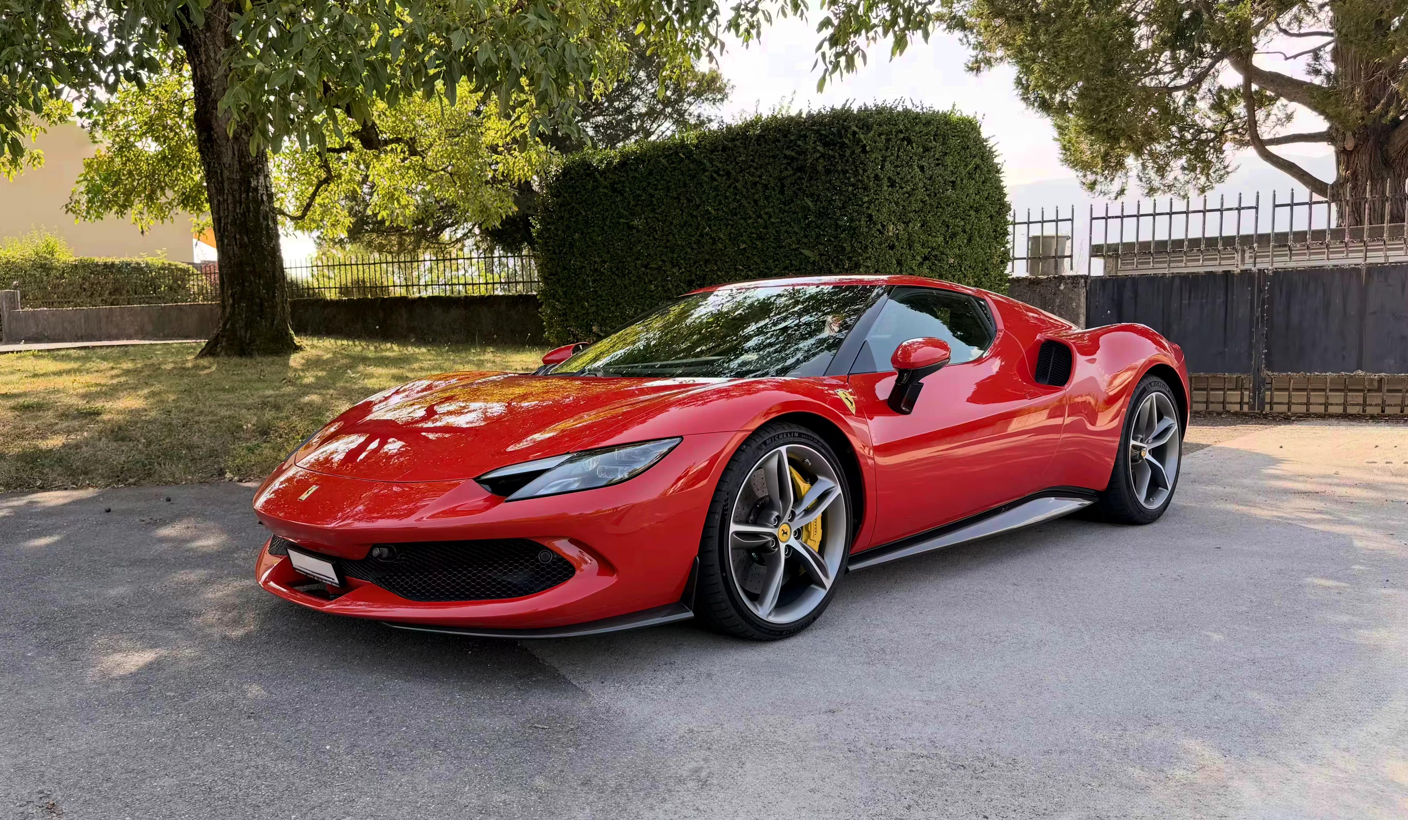Location Ferrari 296 GTB Genève