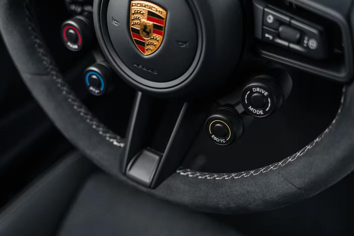 Porsche 911 GT3 RS – Système de réglages au volant (inédit sur route)