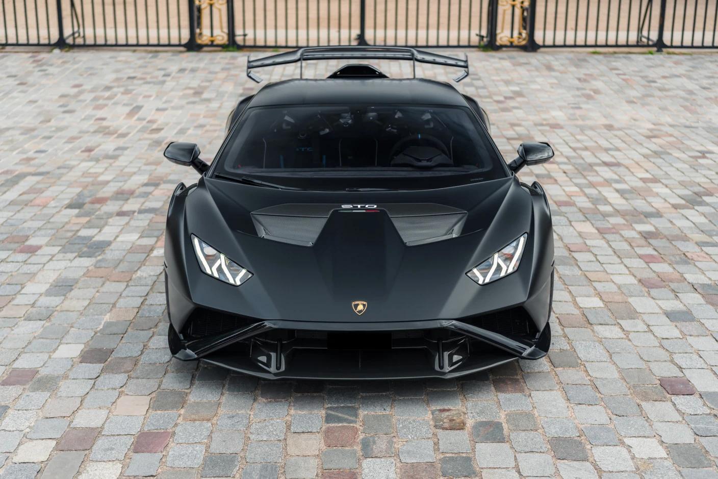 Location Huracán STO en Suisse – V10 de 640 ch, adrénaline pure