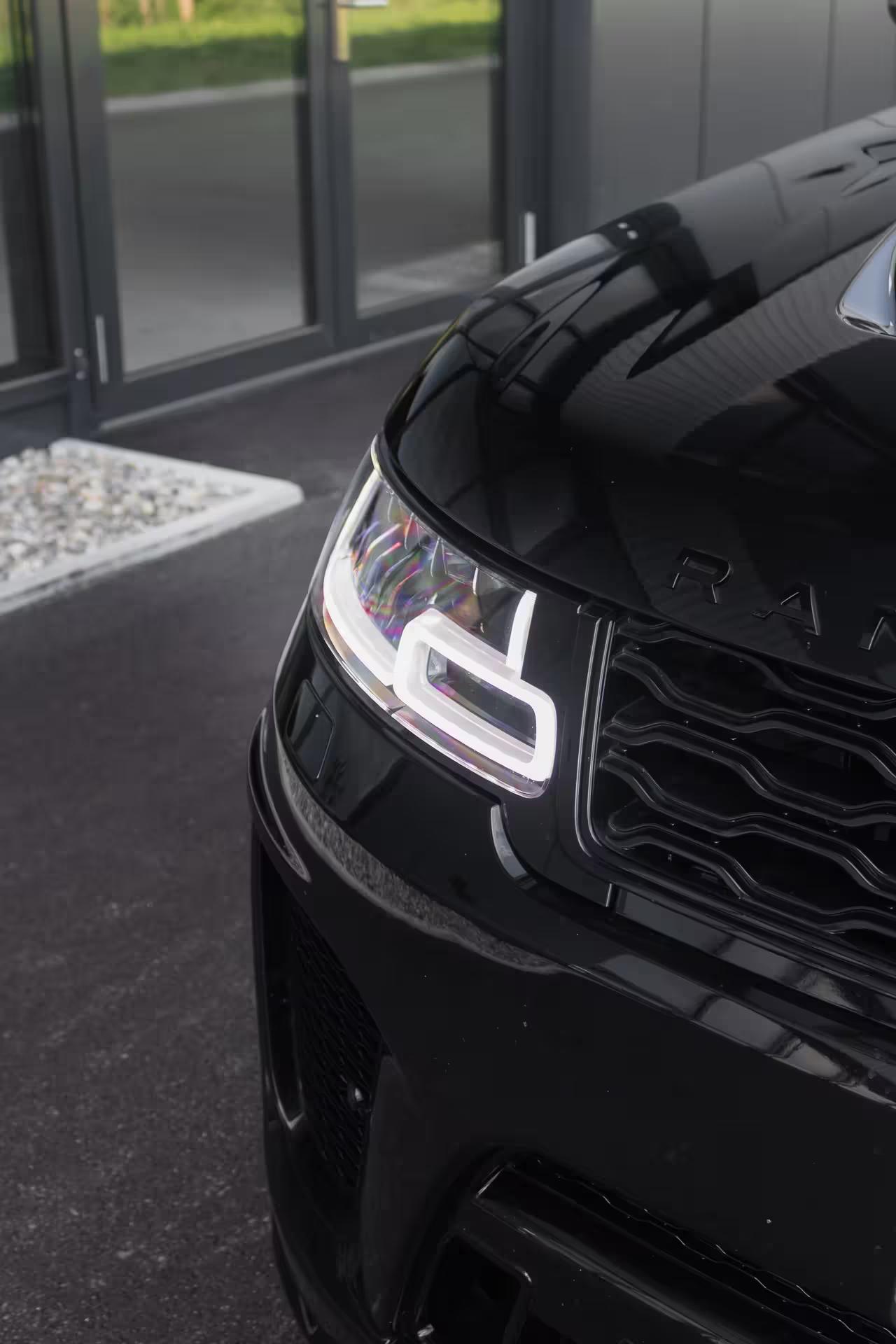 Location Range Rover Sport SVR en Suisse avec Astral Motorclub