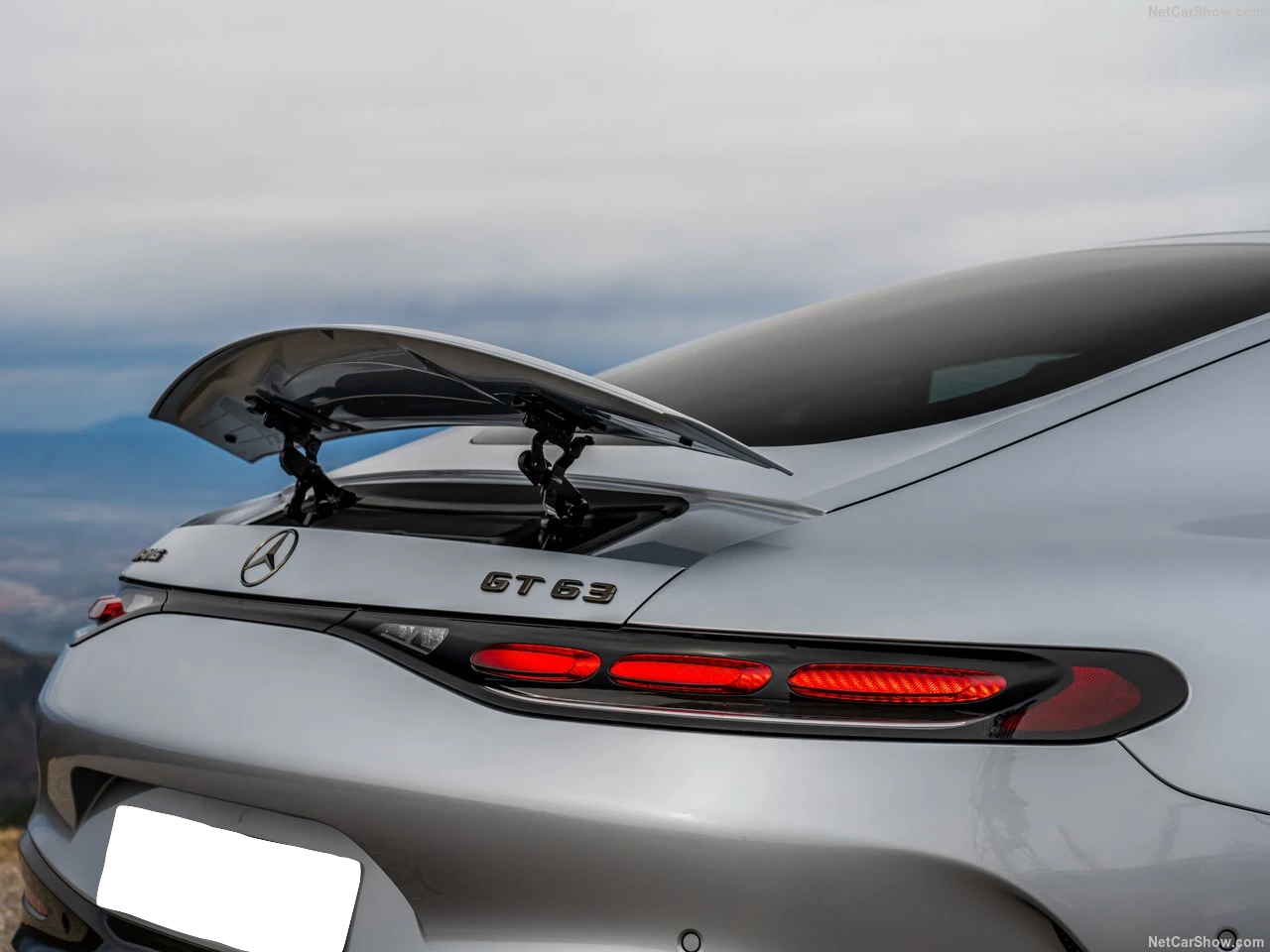 Mercedes-AMG GT63 – Aileron Actif à Déploiement Automatique