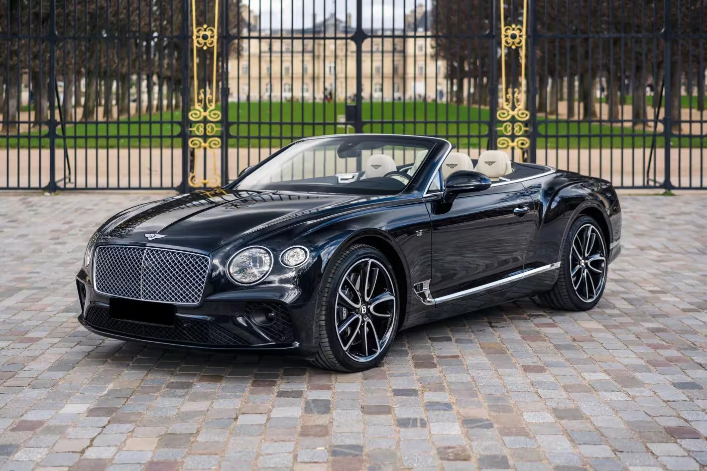 Louez une Bentley Continental GTC à Genève – Le luxe à ciel ouvert