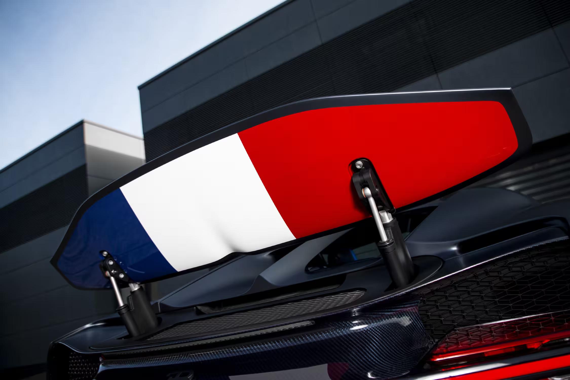 Bugatti Chiron – Aileron arrière actif multi-positions