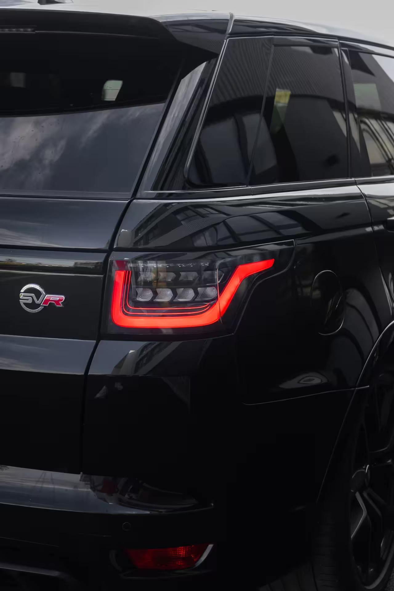 Range Rover Sport SVR – Détails extérieurs exclusifs SVR