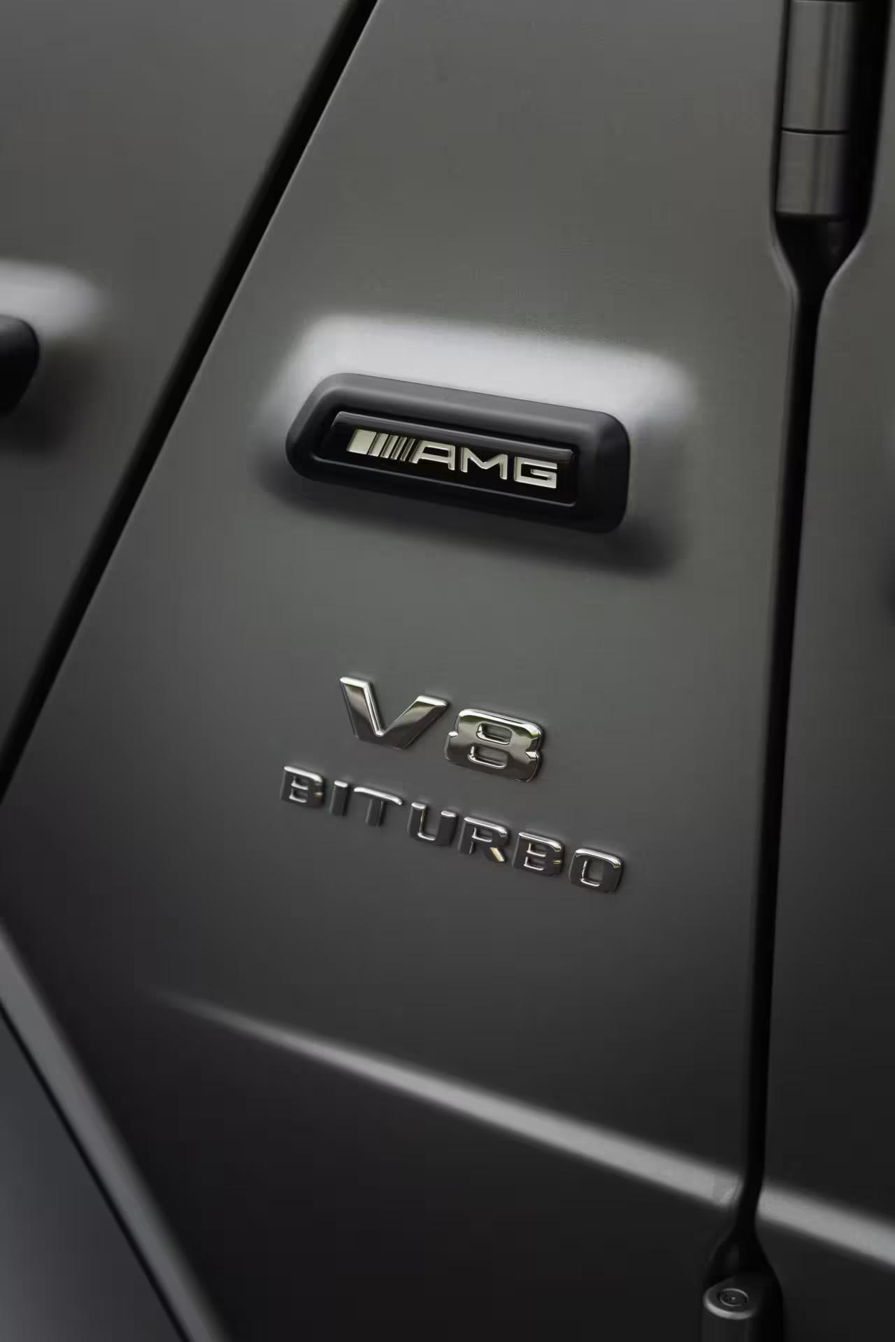 Location Mercedes G63 AMG : intérieur en cuir premium façonné à la main