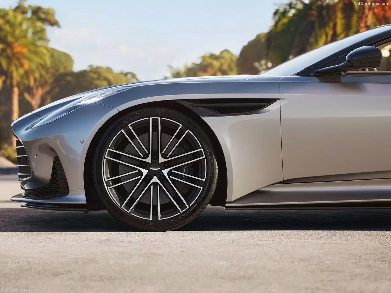 Aston Martin DB12 – Rental with discreet, high-end service