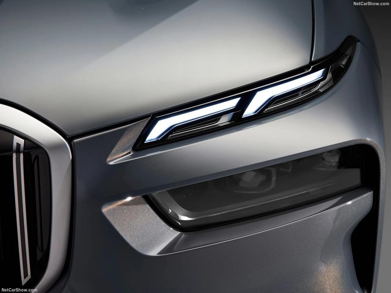 BMW X7 xDrive 40d – Phares Laser BMW pour une visibilité optimale