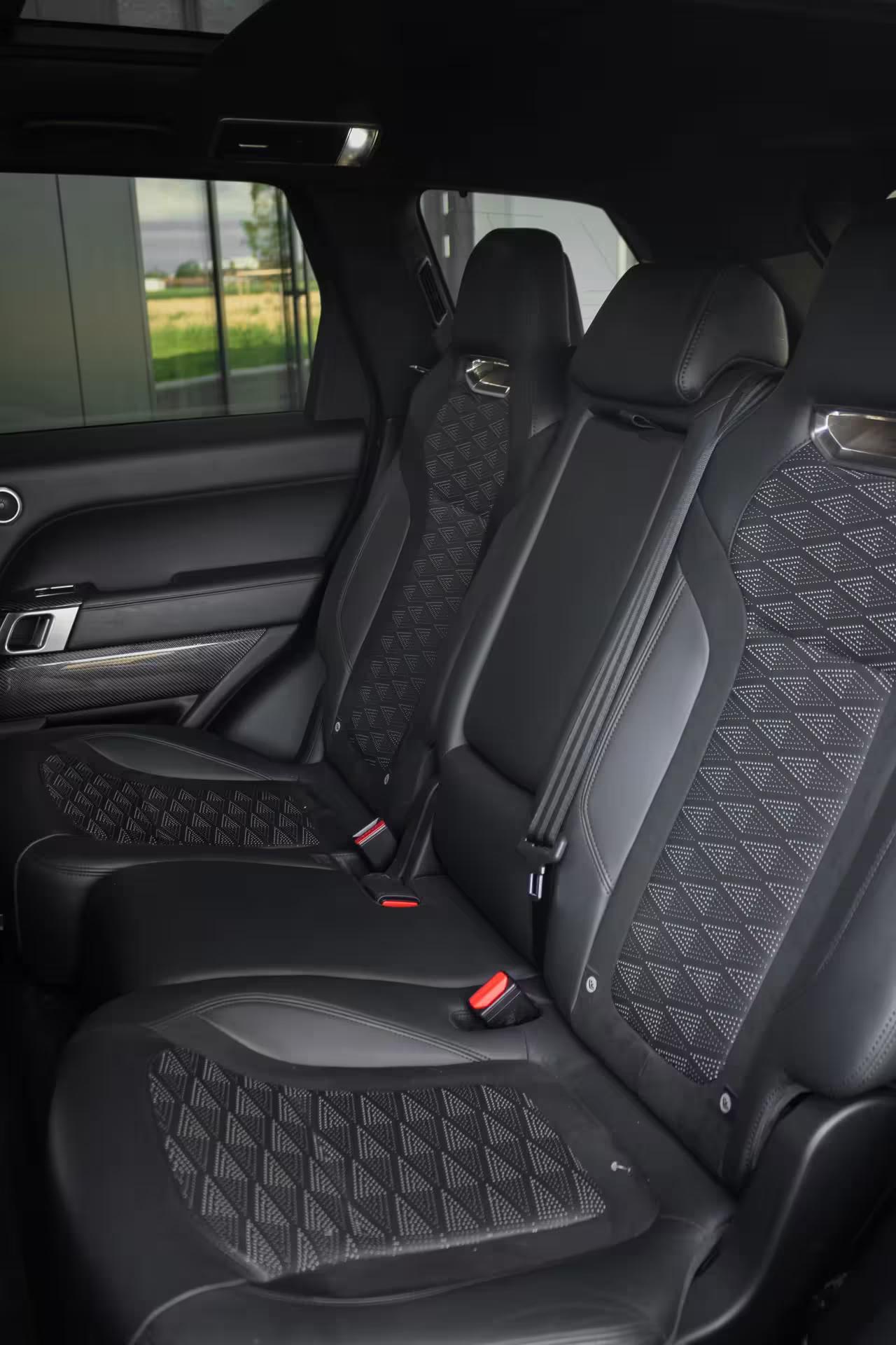 Siège en cuir noir du Range Rover SVR
