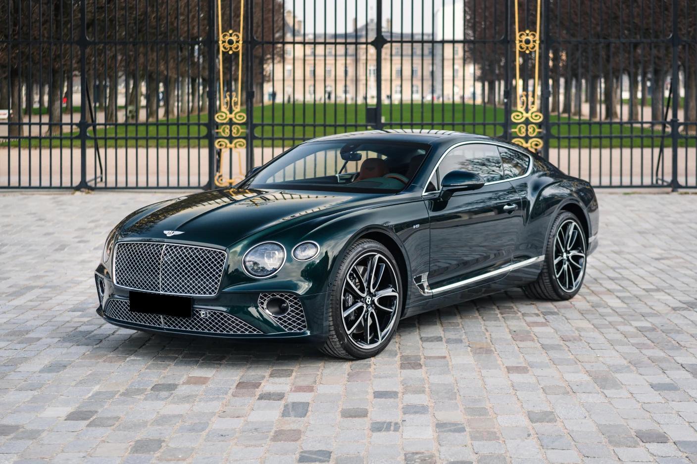 Louez une Bentley Continental GT à Genève – La grand tourisme de luxe par excellence