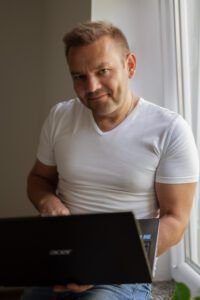 krzysztof adamkiewicz