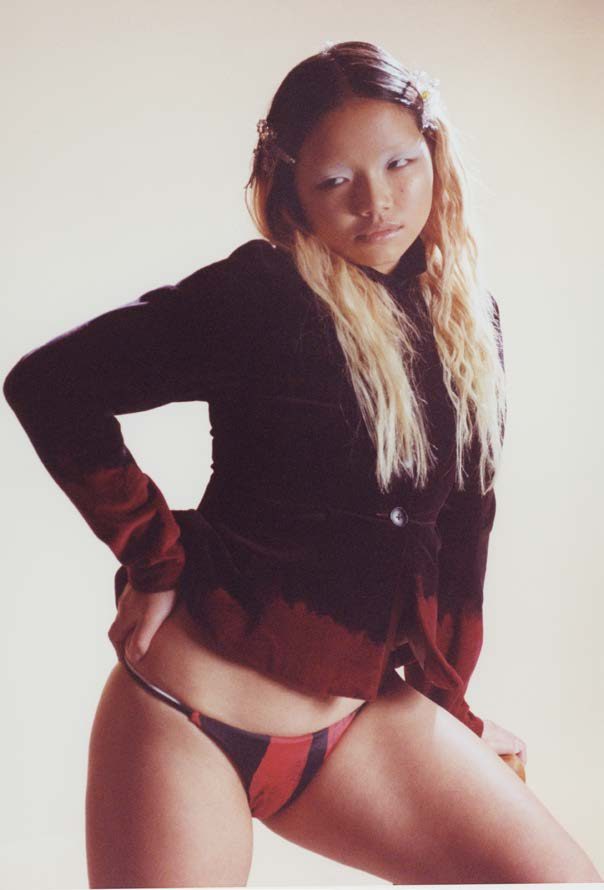 SLEEK Magazine, image 4