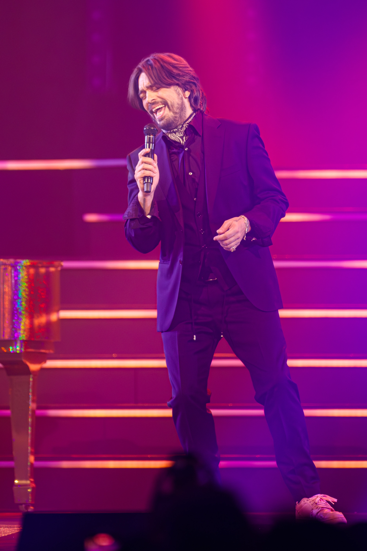 Waylon tijdens het optreden op RTM Stage bij The Pianoman Live 2025.