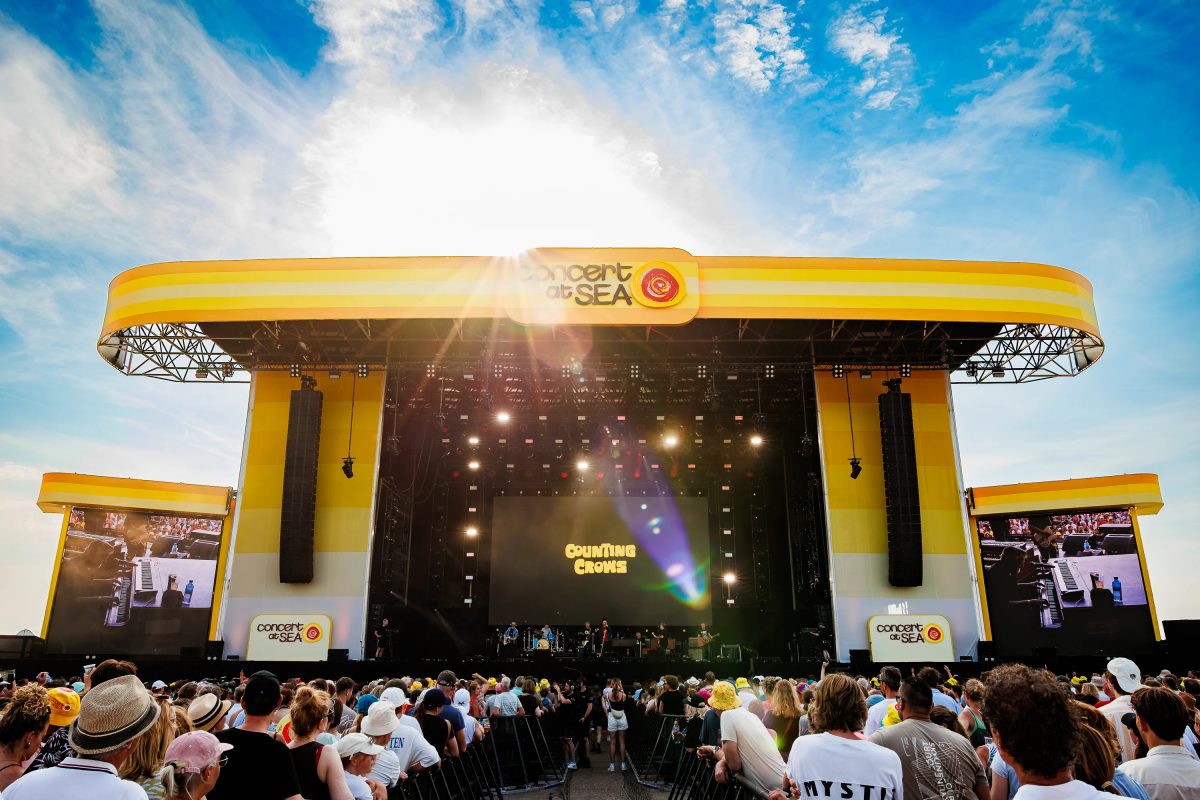 Counting Crows tijdens het optreden op Zeeland bij Concert at SEA 2026.
