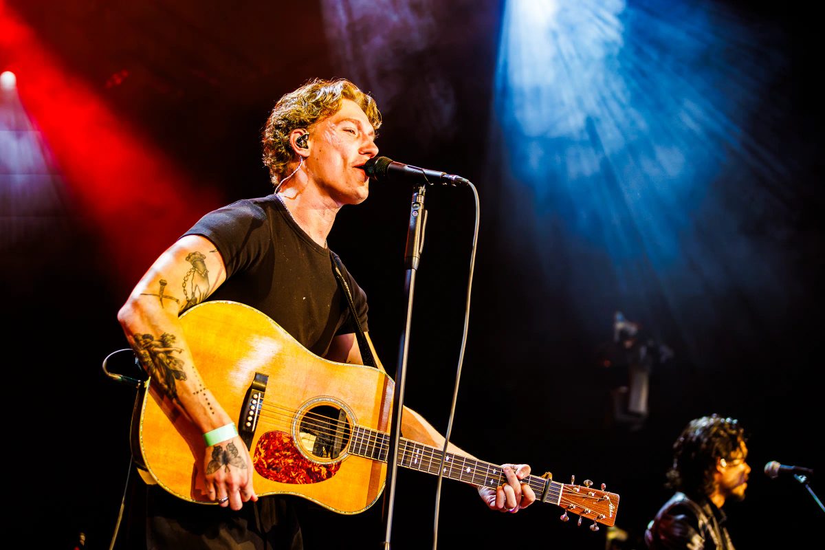 Micha tijdens het optreden op Go-Tan Stage bij Appelpop 2026.