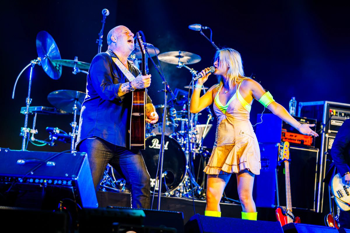Bente en BLØF tijdens het optreden op Mainstage bij Appelpop 2026.