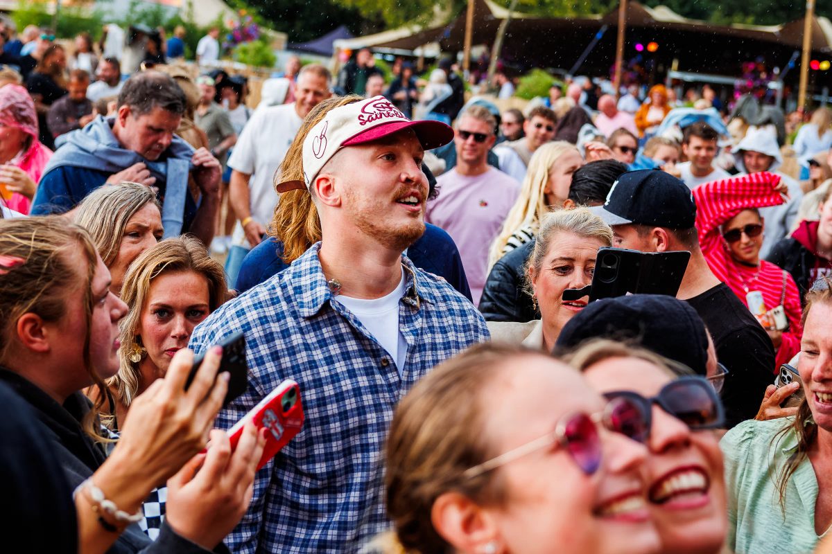 Snelle tijdens het optreden op MAINSTAGE bij Live at the Lake 2026.