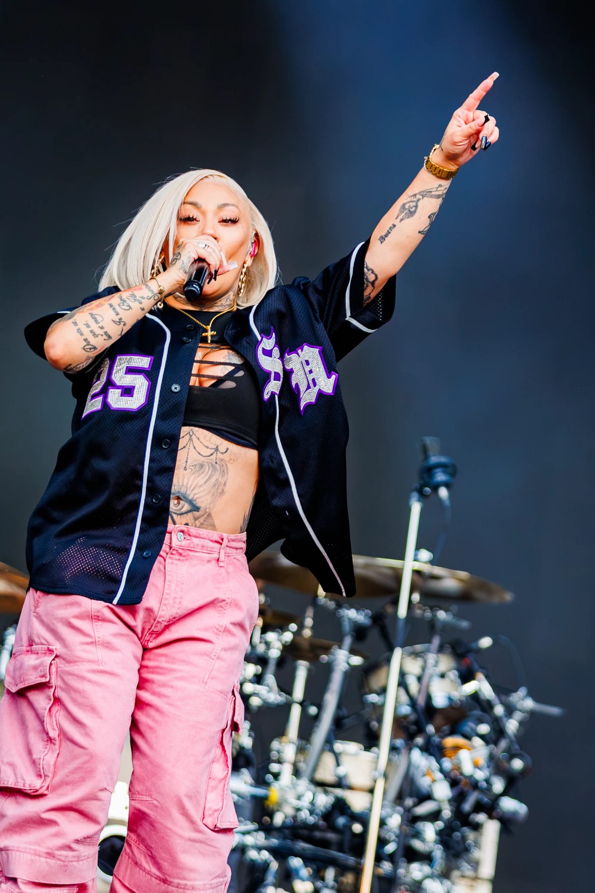 Sugababes tijdens het optreden op Mayhem bij Hullabaloo 2025.