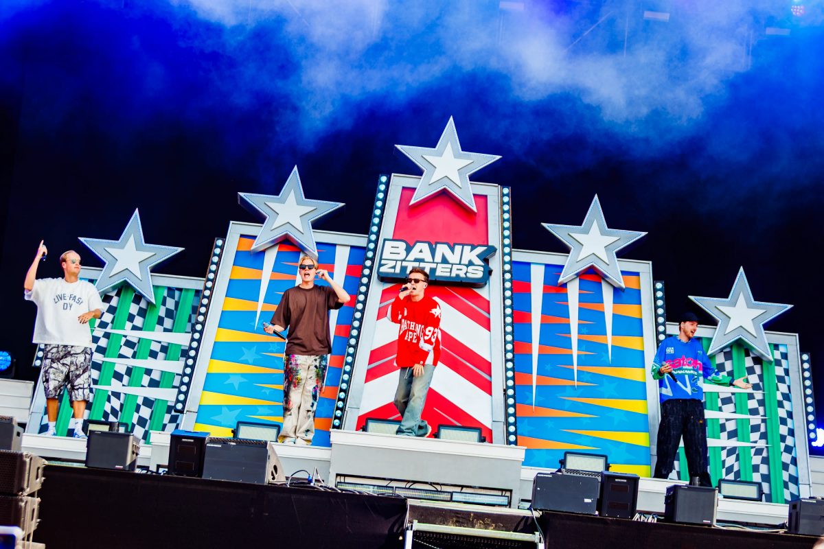 Milo ter Reegen, Matthyas Het Lam, Koen van Heest and Robbie van de Graaf (Bankzitters) performing on Mayhem at Hullabaloo 2025.
