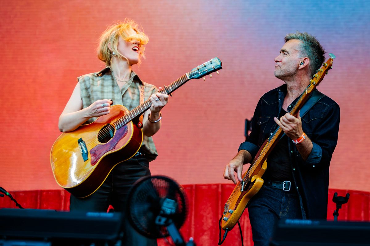 Ilse DeLange tijdens het optreden op Zeeland bij Concert at SEA 2026.