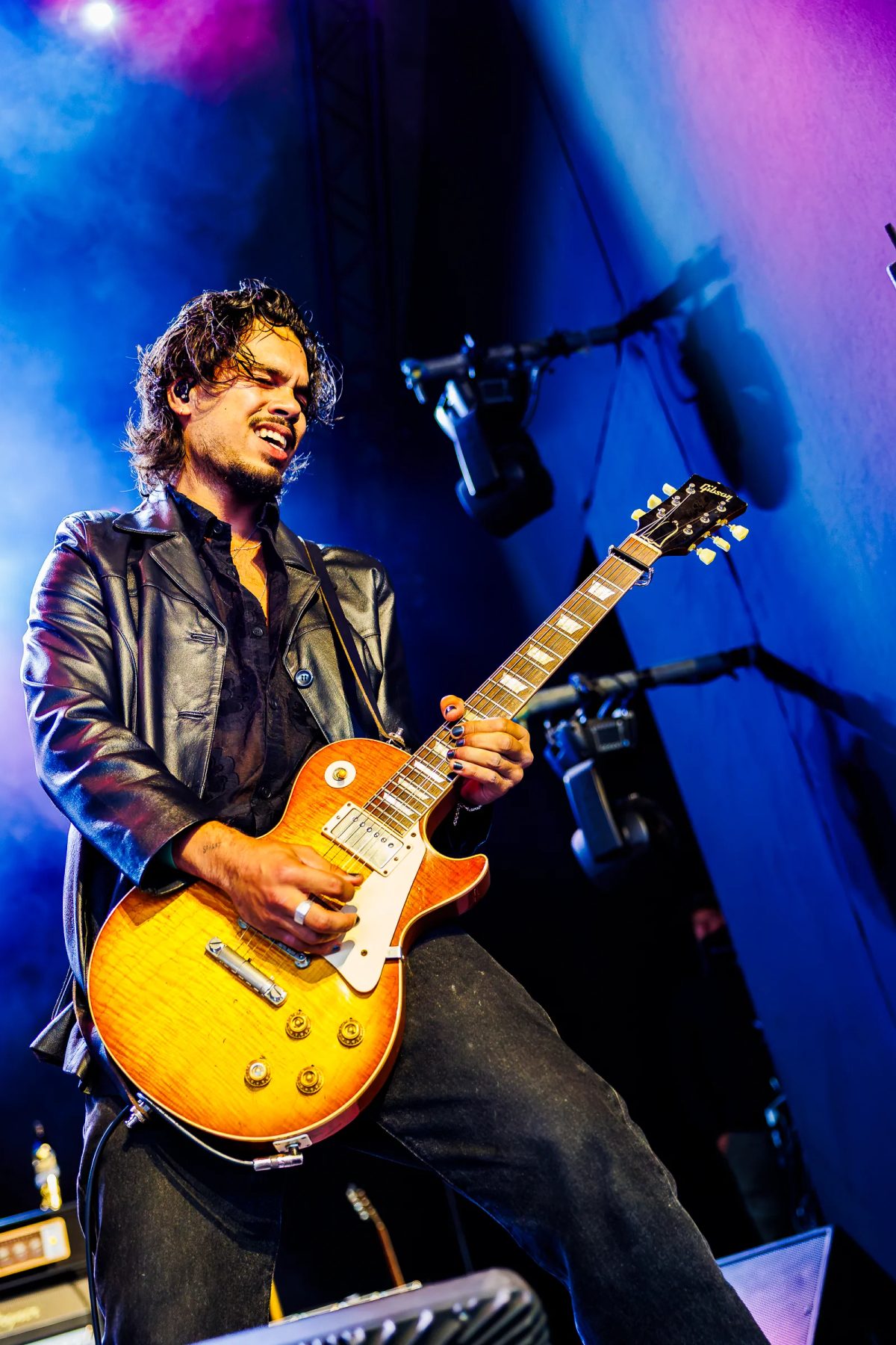 Cedric Siegers tijdens het optreden op Go-Tan Stage bij Appelpop 2026.