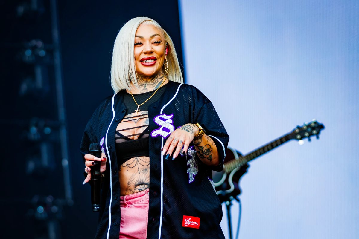 Sugababes tijdens het optreden op Mayhem bij Hullabaloo 2025.