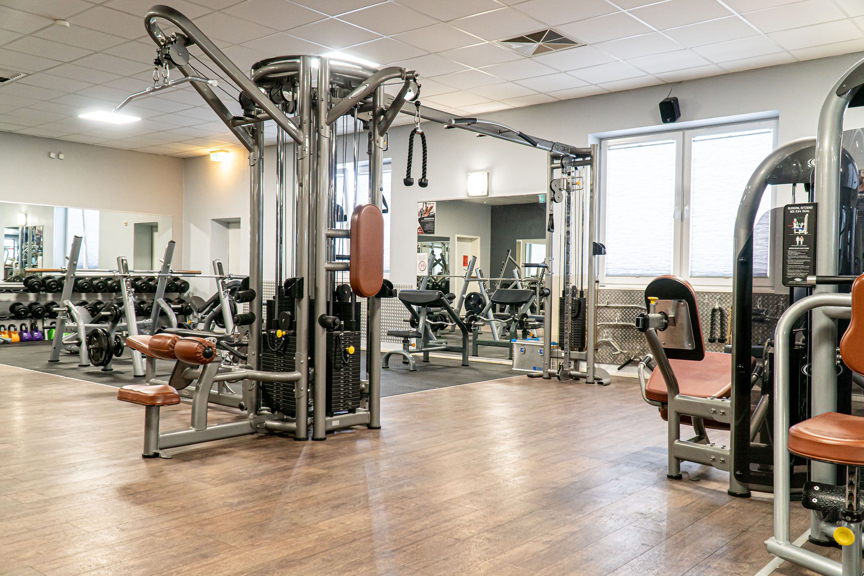 Studio  15x Premium Fitness & Wellness bei Positiv Fitness Fitness
