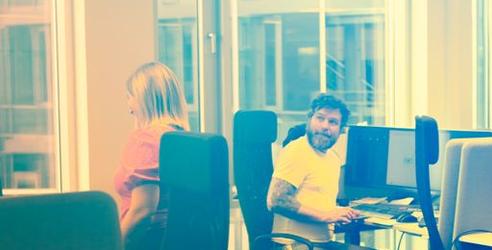 Morrow Bank anställda i kontorslandskap