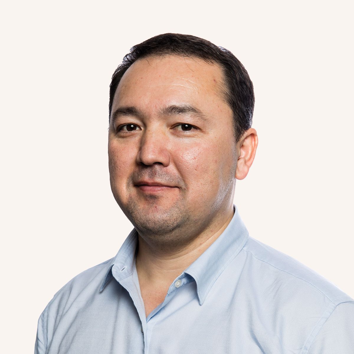 Dr Oybek Rustamov