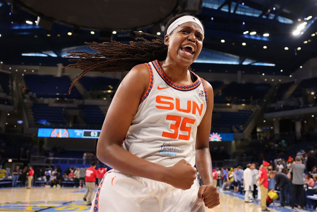  WNBA offseason chaos & NFL Divisional Round preview