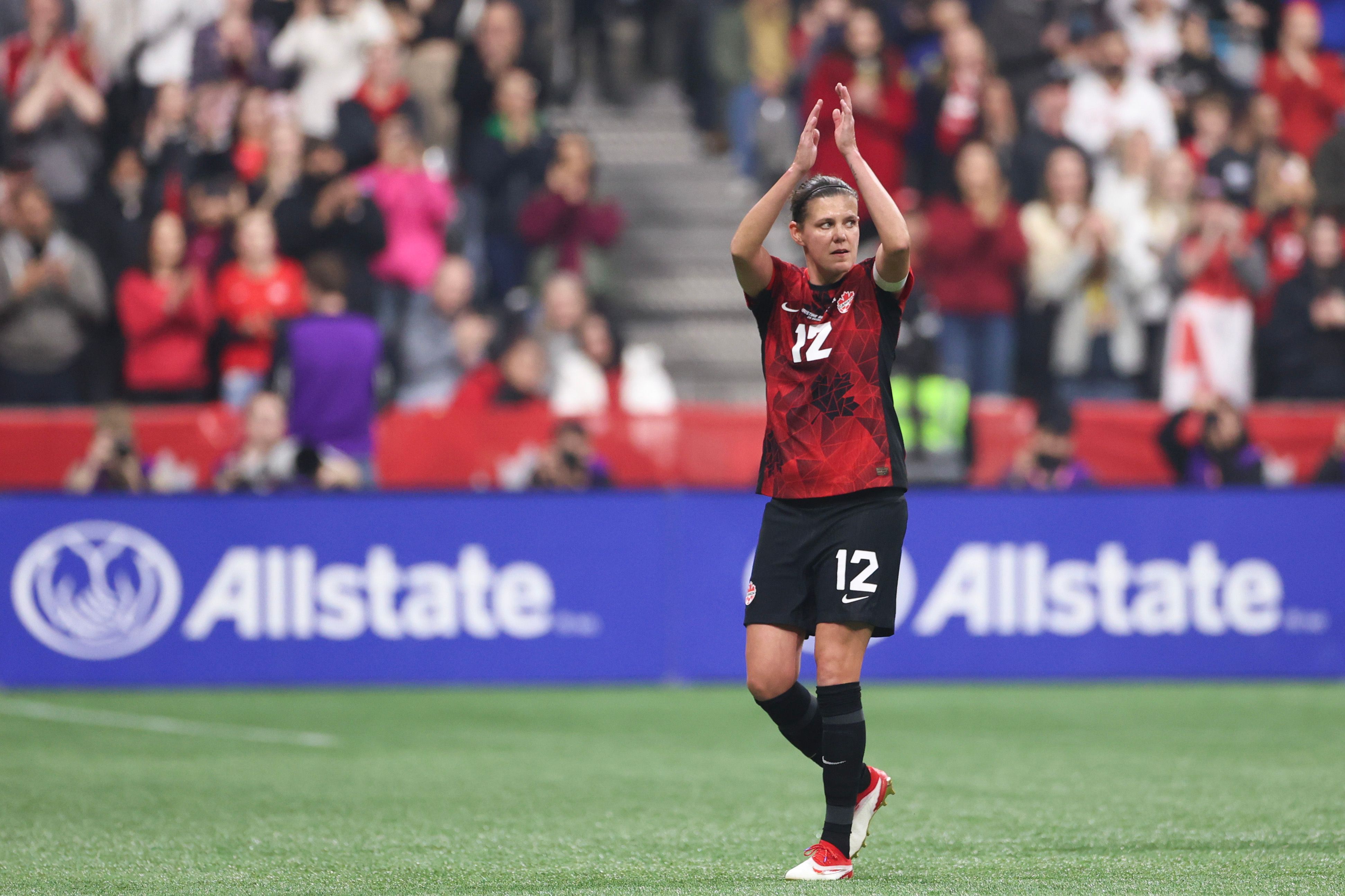  Christine Sinclair reflects on her youth soccer career, as Canadian Tire Jumpstart Charities pushes the game forward