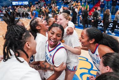 Chelsea Gray and Kiah Stokes are out for Game 4 of the WNBA finals