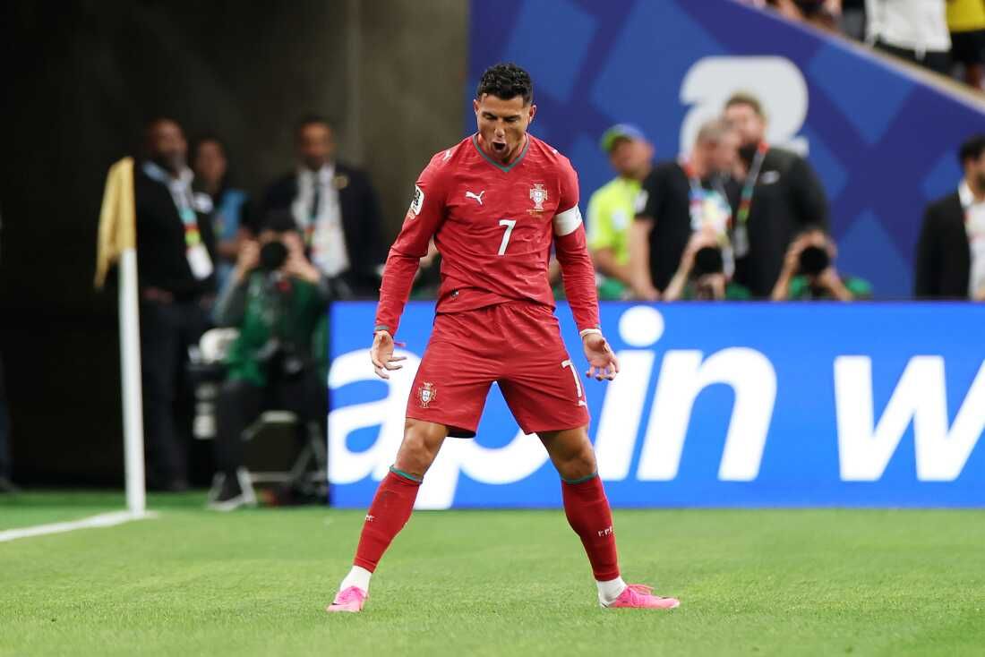 Superstars light up the pitch as World Cup enters final phase of the group stage