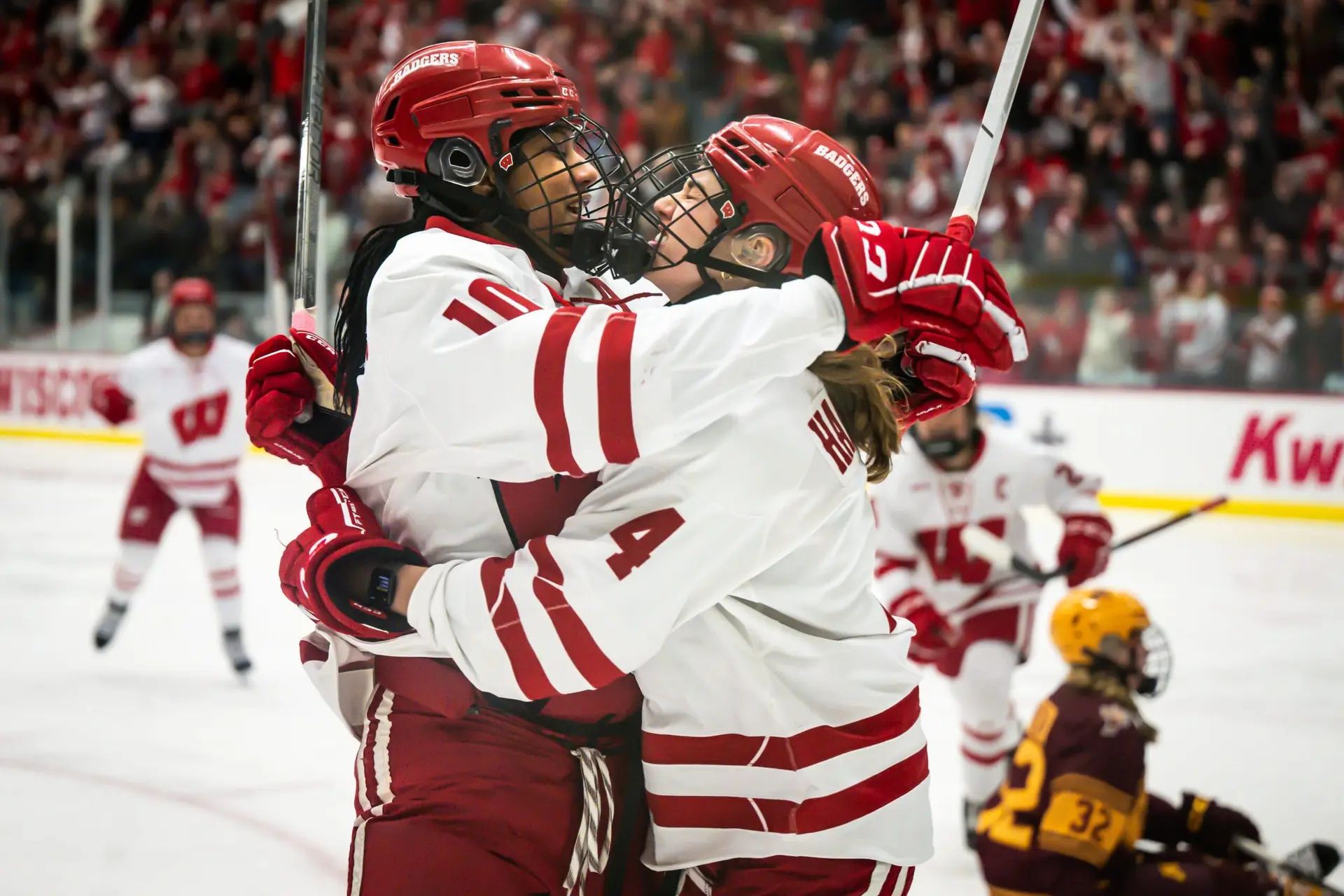 PWHL offseason heats up ahead of entry draft