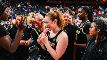 Toxic hockey culture strikes again & college basketball’s back, baby!