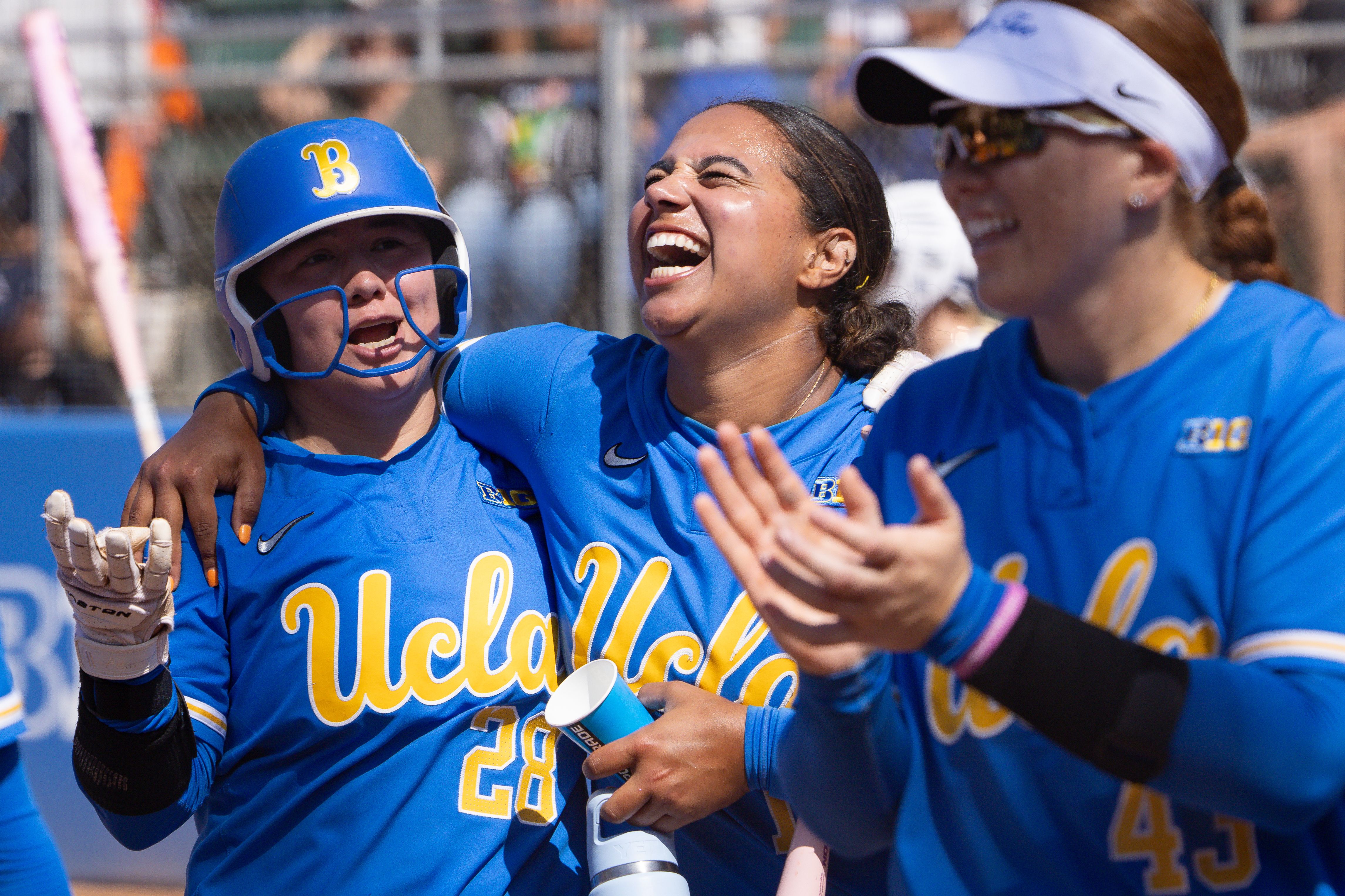  Home runs and dark horses: Previewing the college softball national tourney