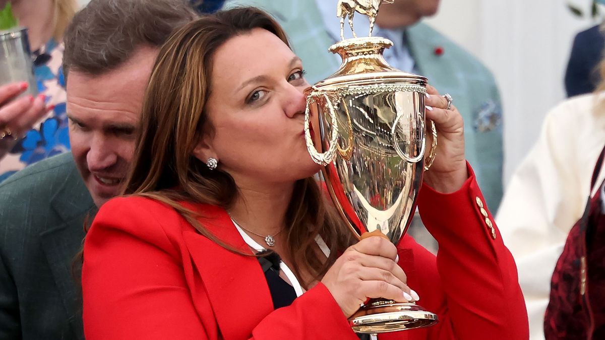Cherie DeVaux becomes first woman trainer to win the Kentucky Derby