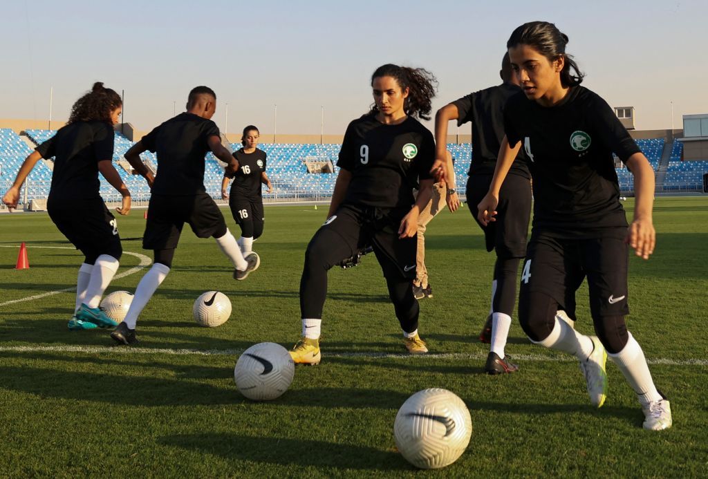 Saudi Arabia bags Lay's as headline sponsor for Women's Premier League