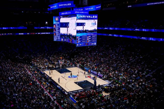A shot of the jam-packed Xfinity Mobile Arena during Unrivaled’s Friday Tour stop.