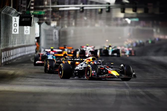 F1 cars on the track at the most recent Las Vegas Grand Prix.