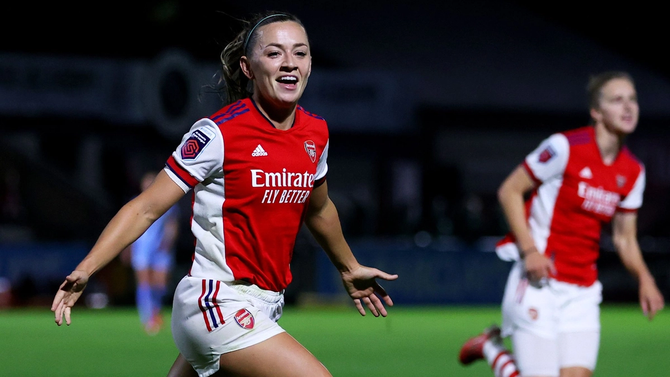 Arsenal stunned last season's WSL runners-up Manchester City with a 5-0 thrashing at Meadow Park on Sunday to go top of the table.