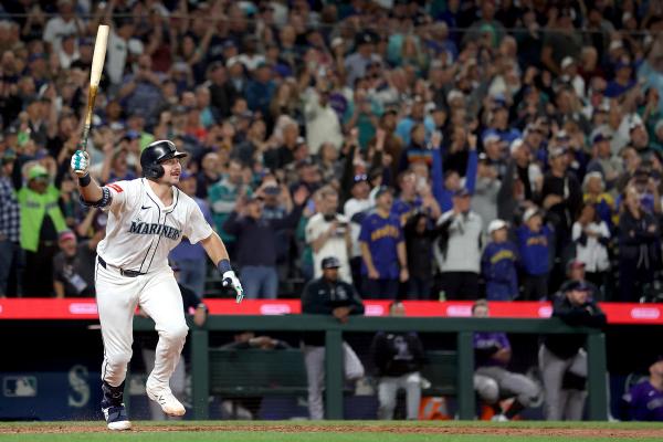 Seattle Mariners star Cal Raleigh blasts 60th home run of the season, improves MVP odds
