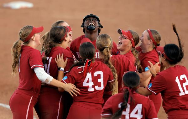 NCAA softball’s Super Regionals continue this weekend