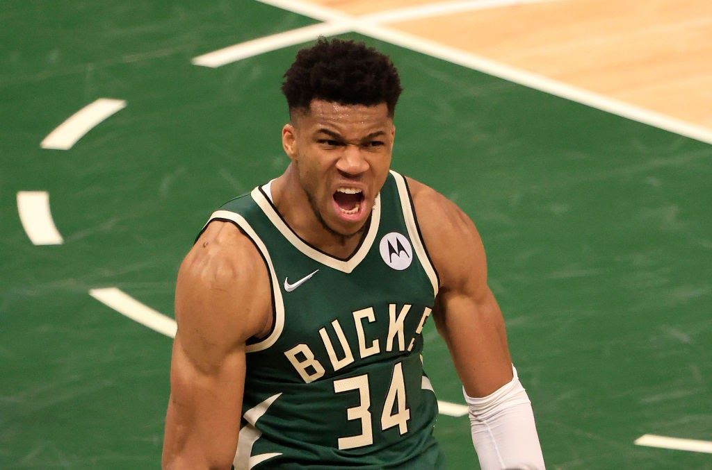 Bucks pull out huge Game 3 win in NBA Finals
