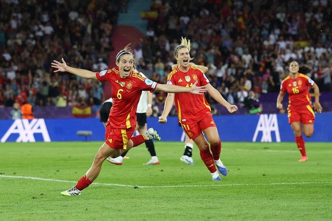 Aitana Bonmatí celebrates scoring the winning goal in Spain’s semifinal win over Germany.