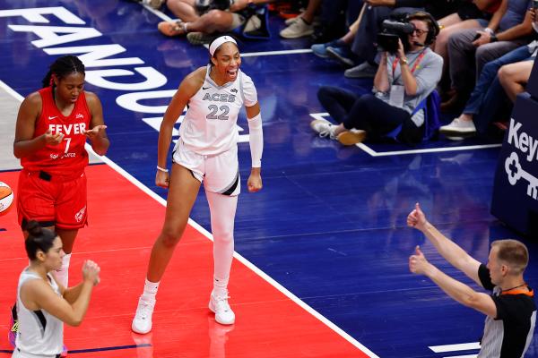 Las Vegas Aces A’ja Wilson breaks all-time single-season scoring record, boosting MVP campaign