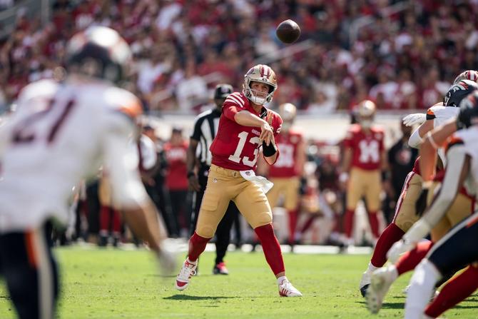 San Francisco 49ers QB Brock Purdy throws the ball.