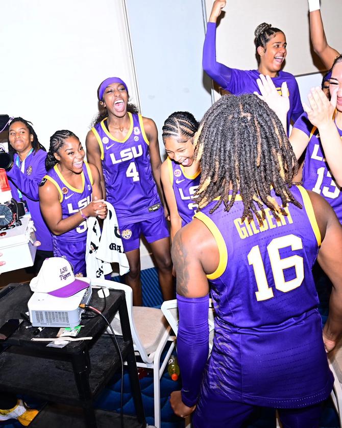 No. 7 LSU celebrates after a close win over Washington