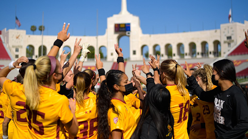 LA: Put some respect on women’s sports