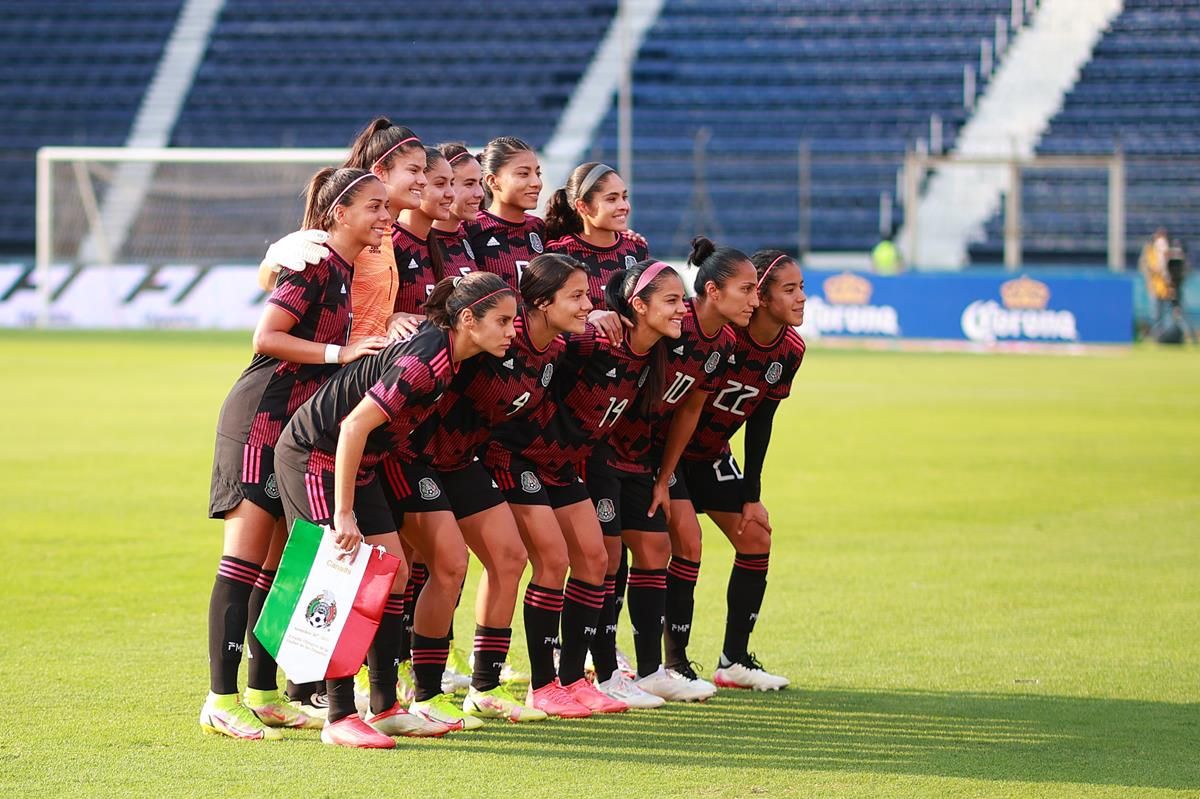 Women’s soccer: USA, Mexico teaming up
