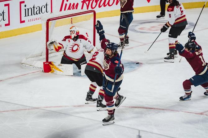 Montréal Victoire forward Catherine Dubois celebrates after scoring the game-winning goal.